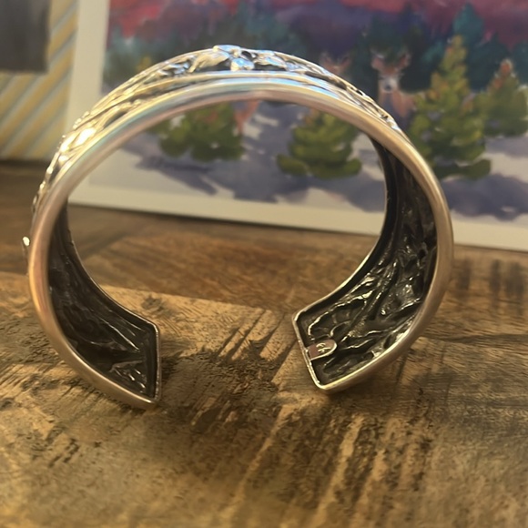 Floral sterling silver cuff bracelet ✨ - Picture 5 of 8